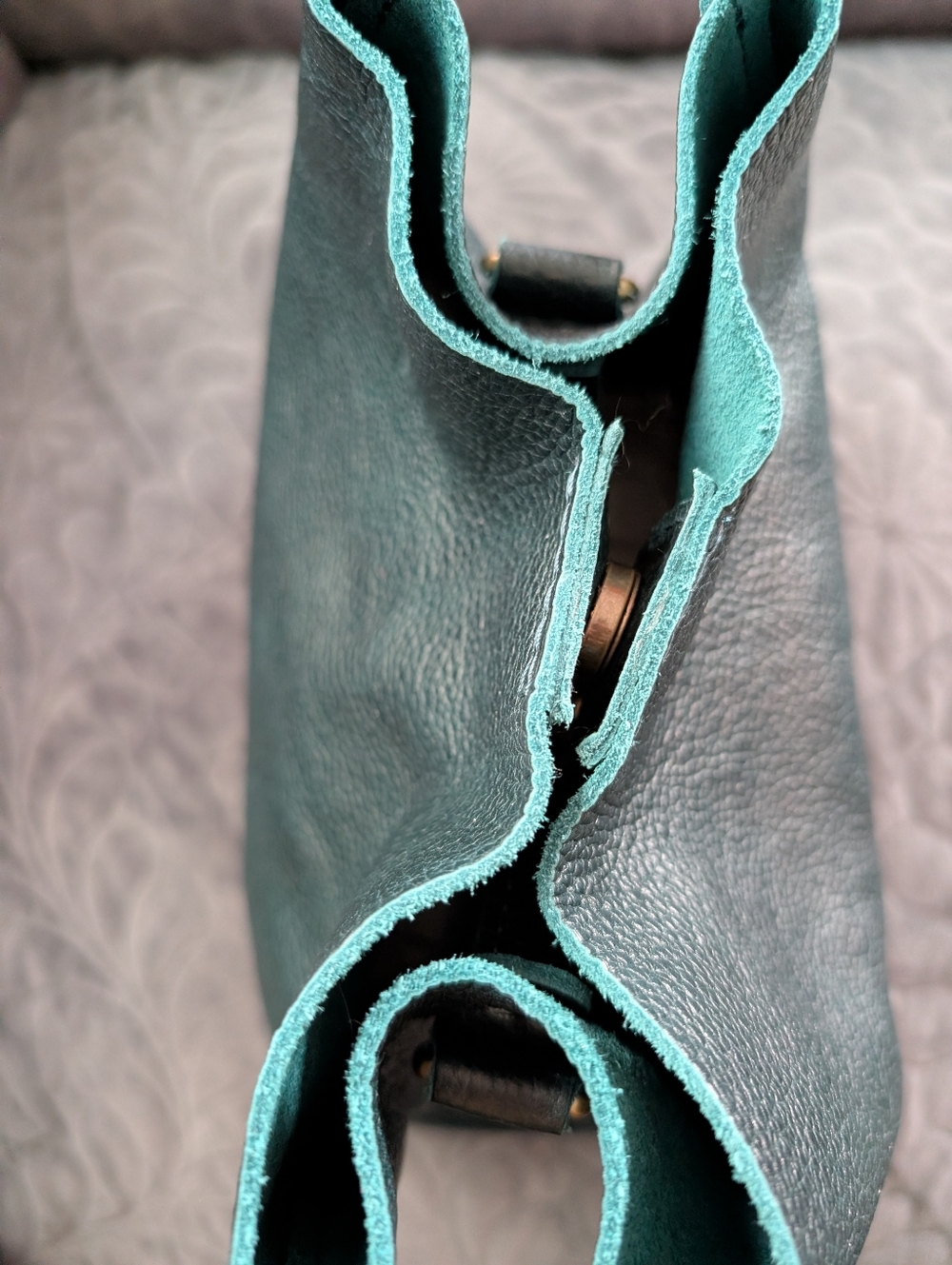 Portland Leather Butterfly Bucket Bag In Boreal Or Lagoon? - Picture 8 of 9